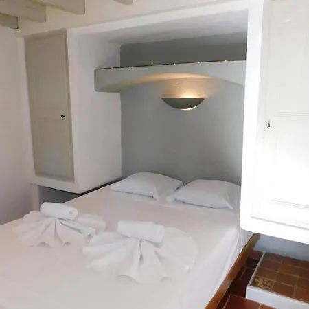 Vintage -cosy Nid Douillet Vieil Antibes- Ideal Couple